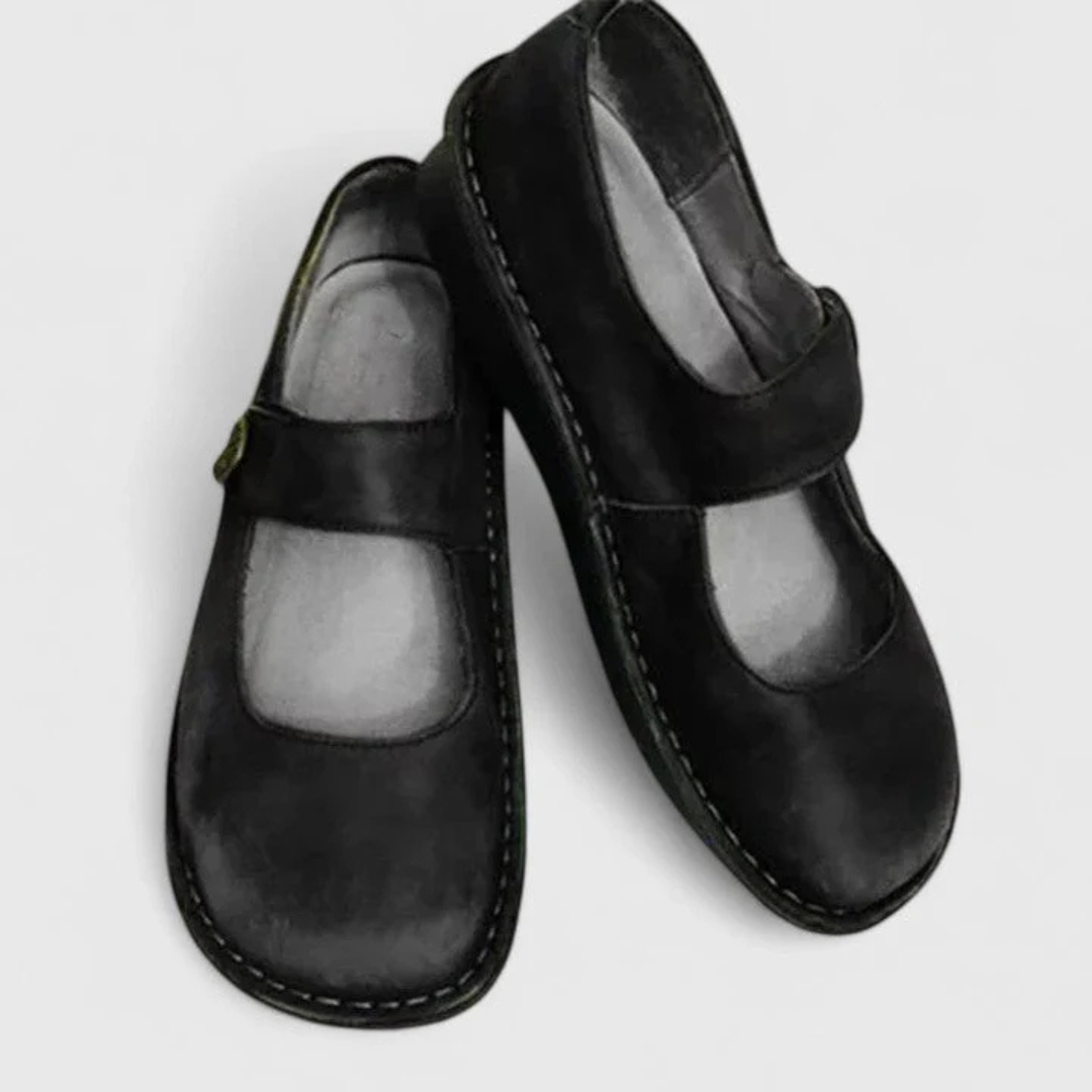 Selena | Women's Relaxed Summer Strap Detail