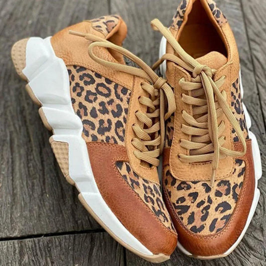 Dorothea | Women's Fashionable Chunky-Print-Sneakers