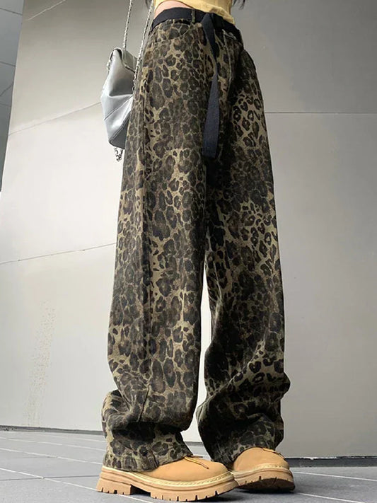 Anja | Women's Wide-Leg Jeans with Leopard Print