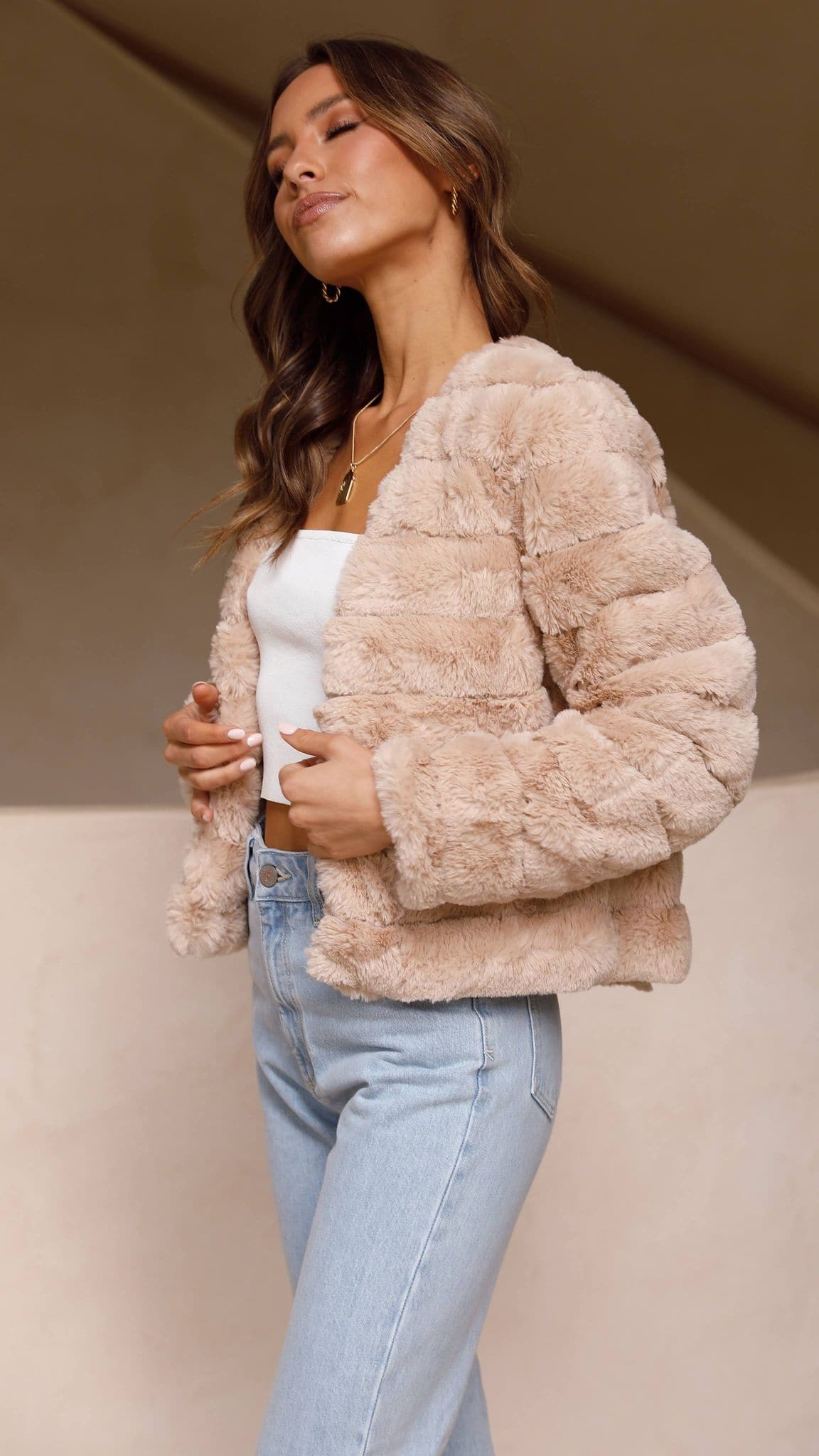 Emily - Women's Cropped Stylish Lightweight Jacket