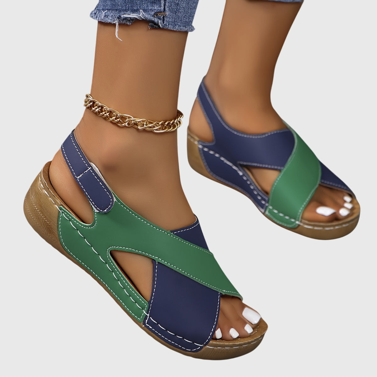 Christopher | Women's Relaxed Beach Comfortable Sandal