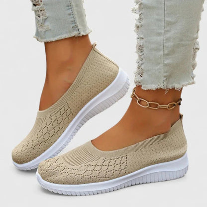 Lara | Women's Relaxed Summer Featherlight Flat