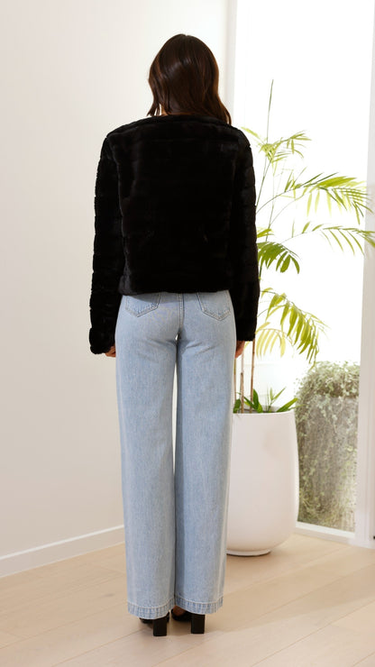 Emily - Women's Cropped Stylish Lightweight Jacket