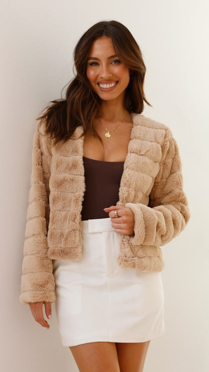 Emily - Women's Cropped Stylish Lightweight Jacket