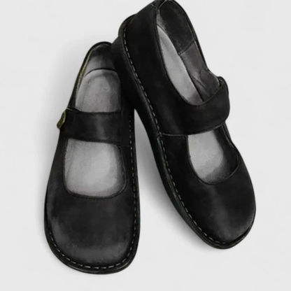 Selena | Women's Relaxed Summer Strap Detail