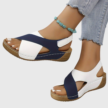 Christopher | Women's Relaxed Beach Comfortable Sandal