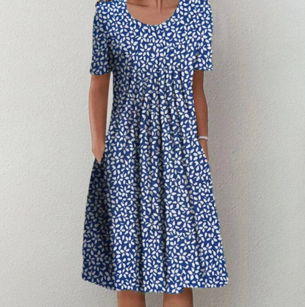 Tamara | Women's Midi Dress with relaxed Cut and Floral Print