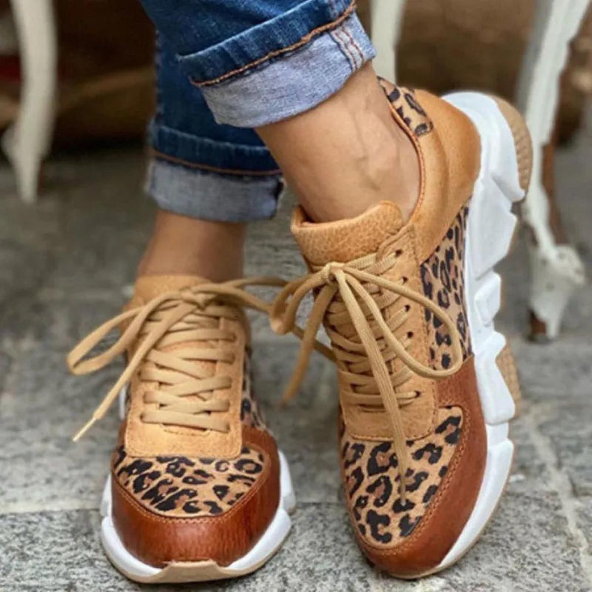 Dorothea | Women's Fashionable Chunky-Print-Sneakers