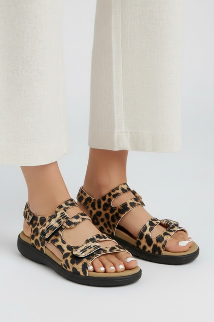 Andrea | Women's-Sandals with Heel and multiple Strap in Toe Area