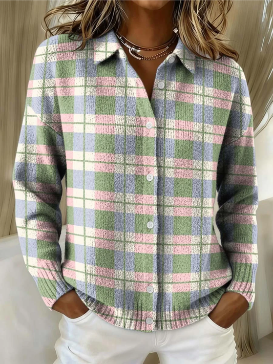 Nicole | Stylish checkered blouse with breathable modern everyday comfort