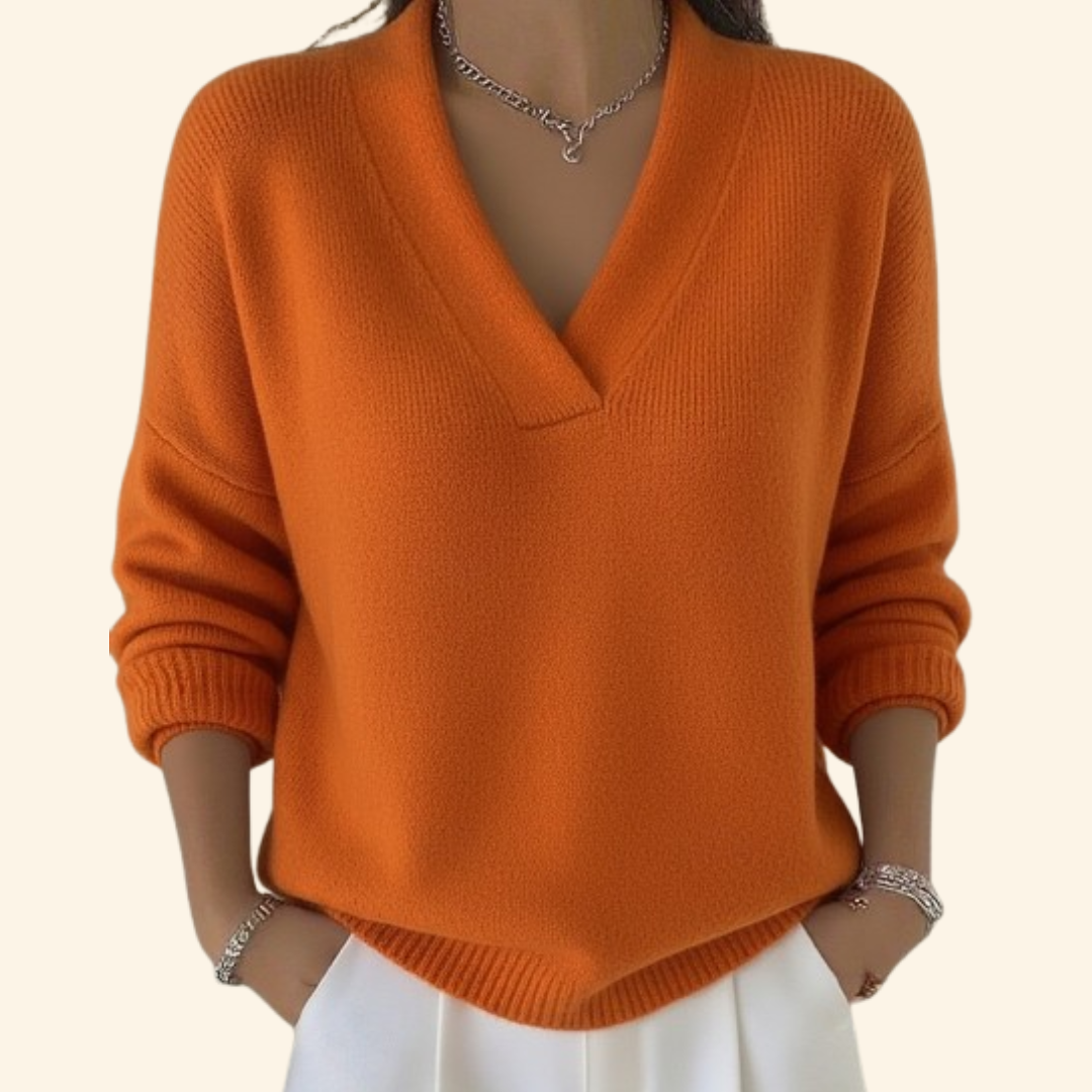 Delphine | Soft V-neck blouse in lightweight breathable feminine style