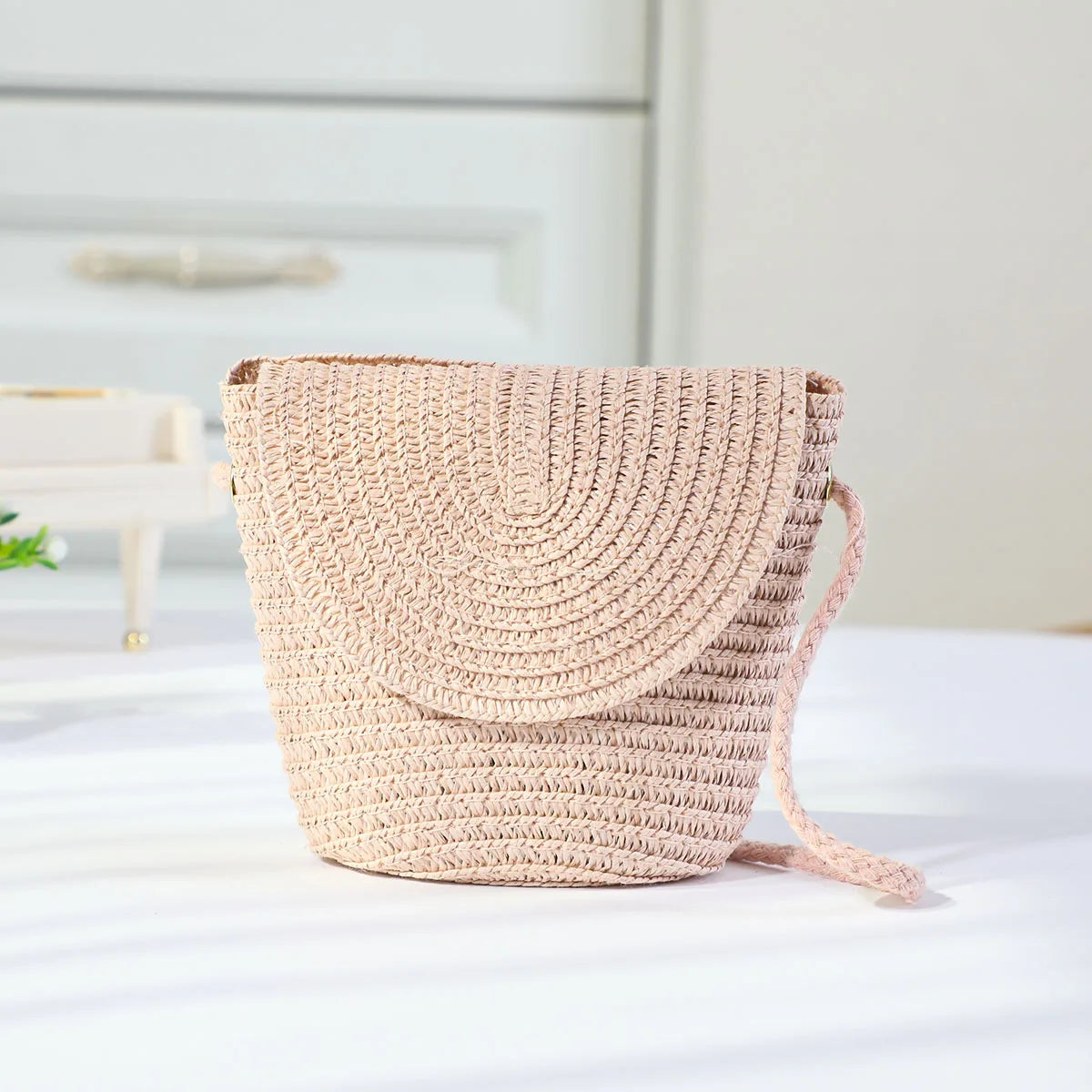 Stylish Straw Woven Beach Crossbody Bag for Women Casual Summer Handbag Perfect for Outdoors Milanni Fashion Pink