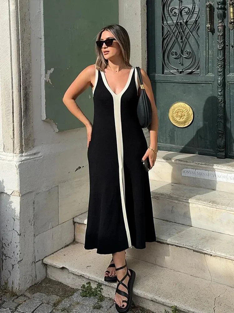 Fashion Contrast Spliced Halter Maxi Dress for Women Elegant V Neck Front Split Long Evening Gown Maxi Dress Milanni Fashion