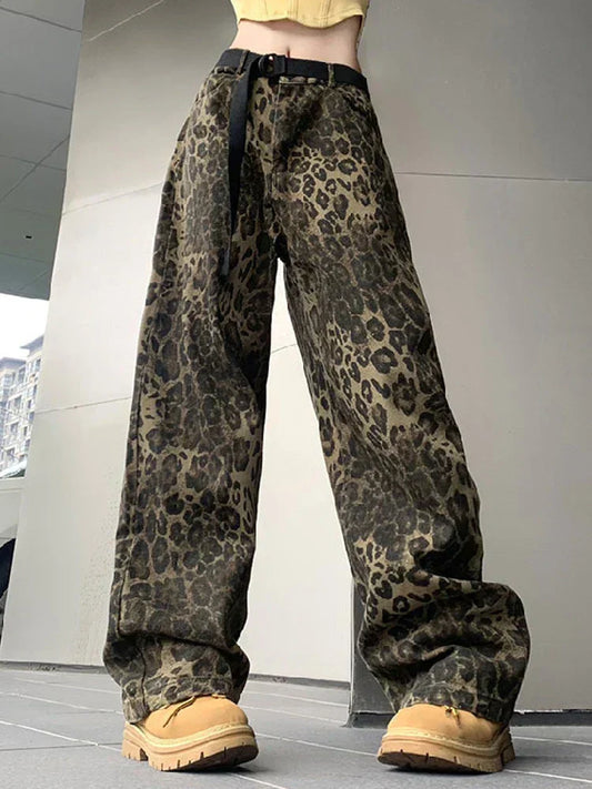 Anja | Women's Wide-Leg Jeans with Leopard Print