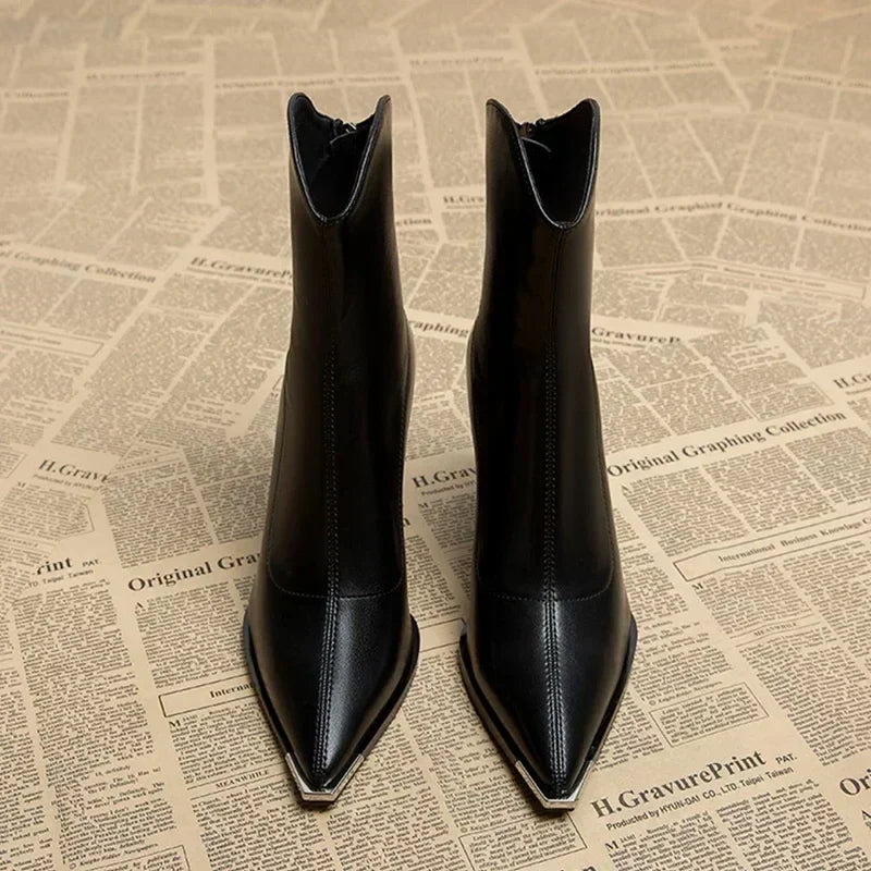 Angela | Women's-Spring-Ankle Boots with spitzer Kappe and Heel