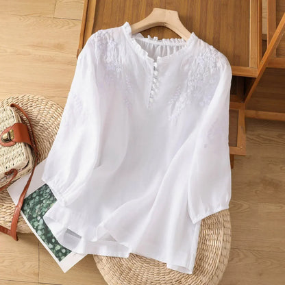 Aurore | Floral button-front blouse in feminine timeless design