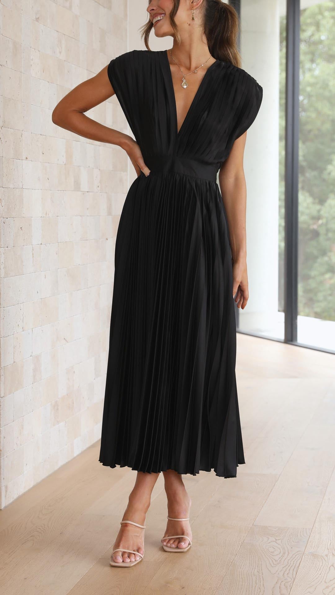 Bettina | Women's Classic Pleated Maxi Dress