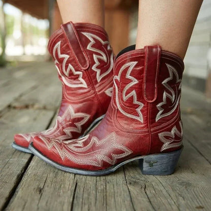 Emma | Women's Stylish Cowboy-Boots with Western-Embroidery