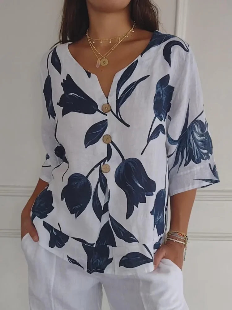 Heloise | Floral button-up blouse in feminine relaxed timeless style