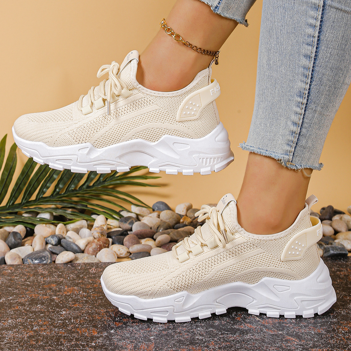 Paola | Lightweight Comfortable Supportive Cushioned Sneaker