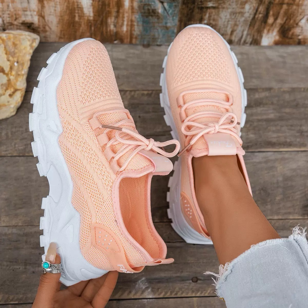 Paola | Lightweight Comfortable Supportive Cushioned Sneaker