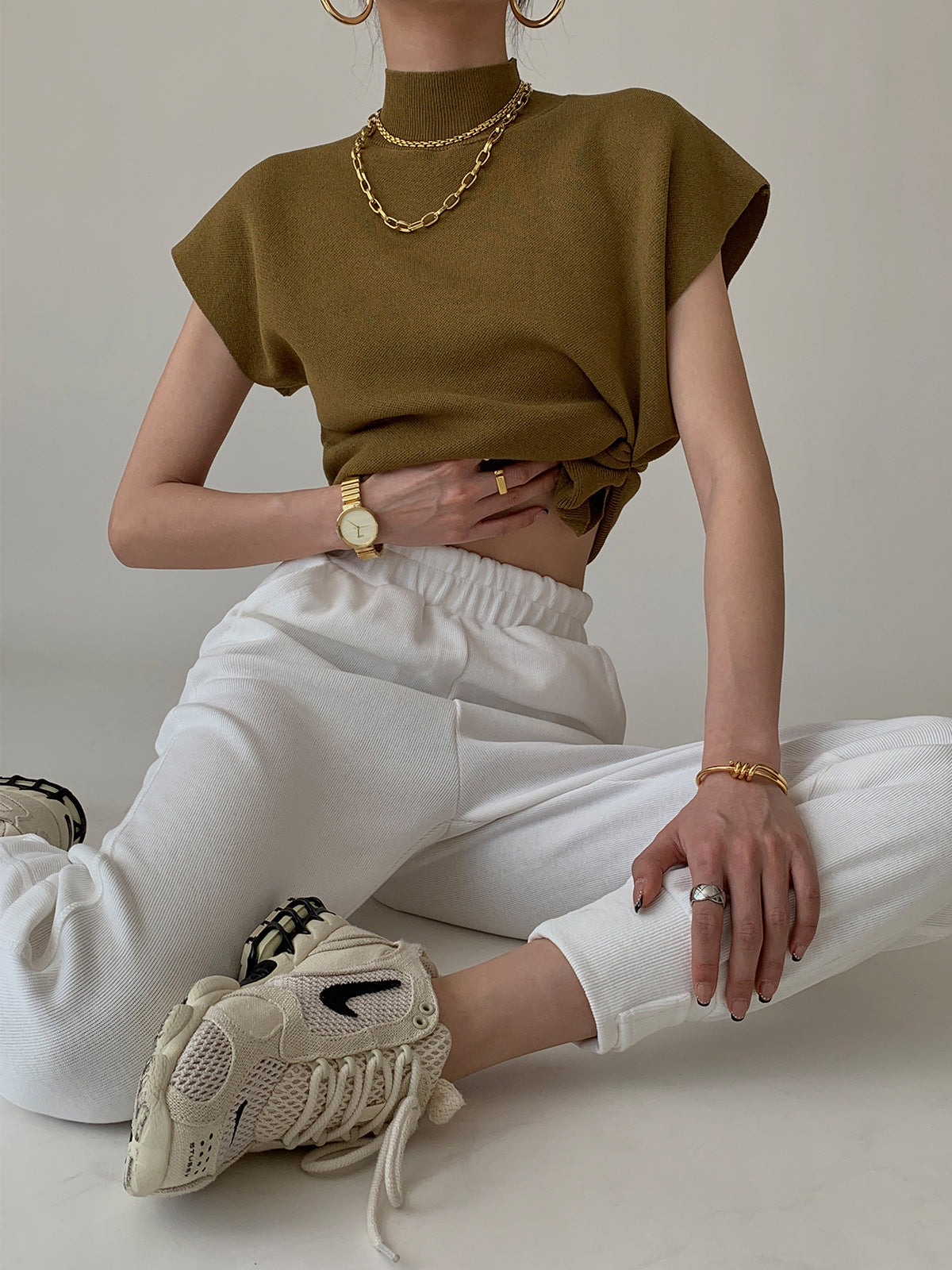 Noira | Mock-Neck Sleeveless Top