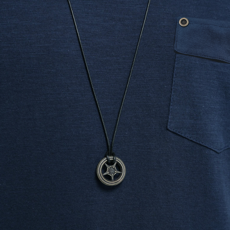 Dante | Men’s Deep Crew Neck Pocket T-Shirt