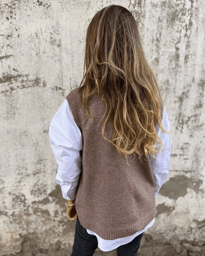 Vyn | Elegant Vest