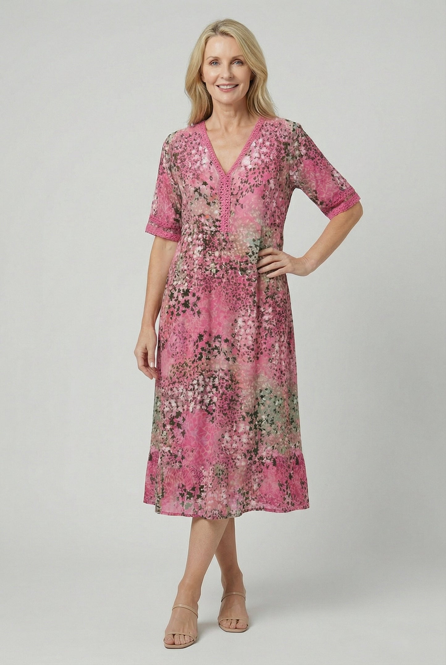 Xenia | Short Sleeve Floral Print Relaxed Midi Dress with Pockets