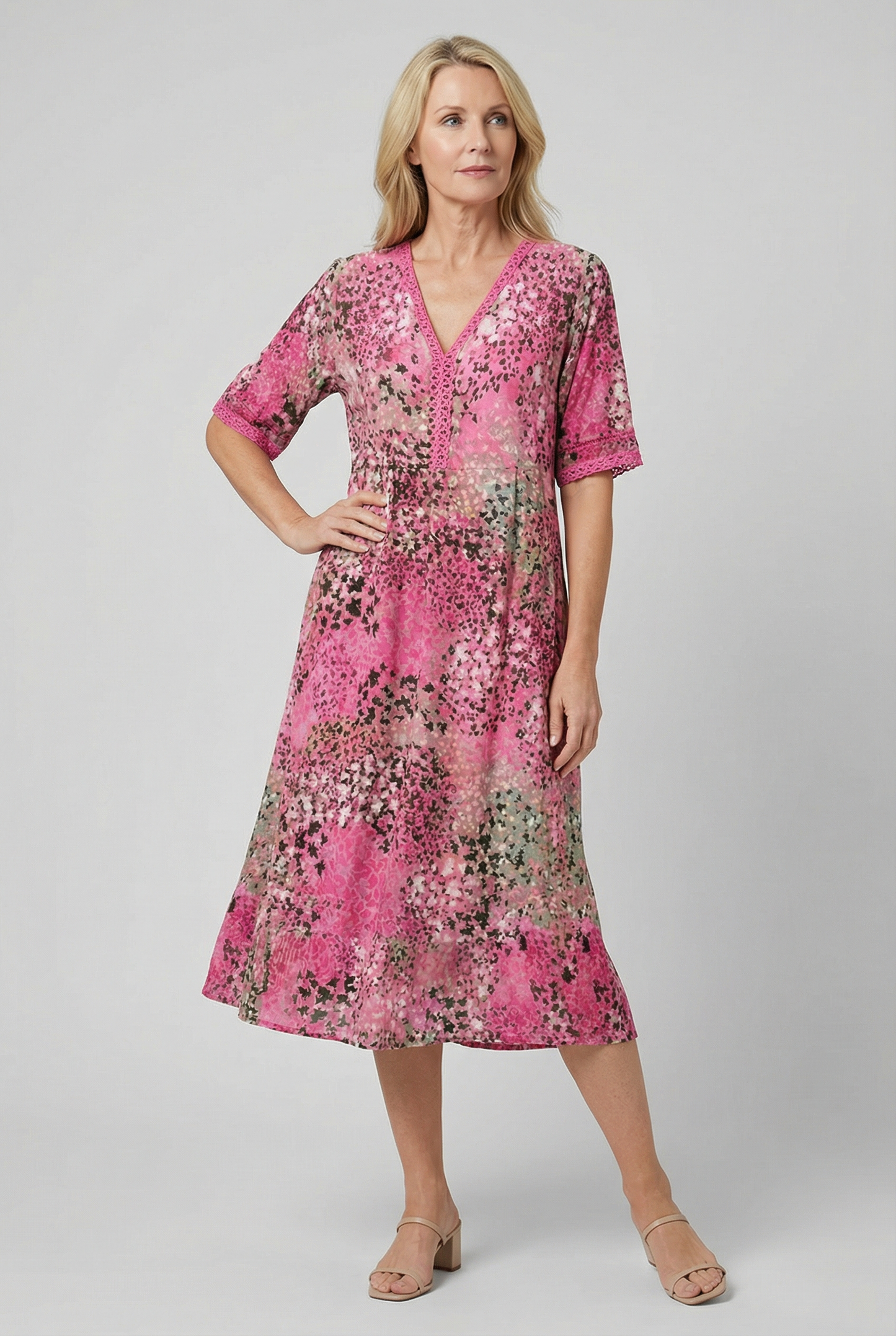 Xenia | Short Sleeve Floral Print Relaxed Midi Dress with Pockets