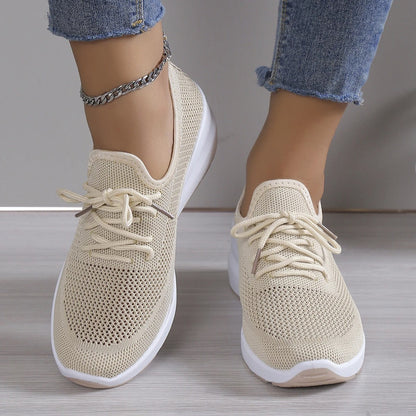 Leonie | Women's Lightweight Comfortable Supportive Sneaker