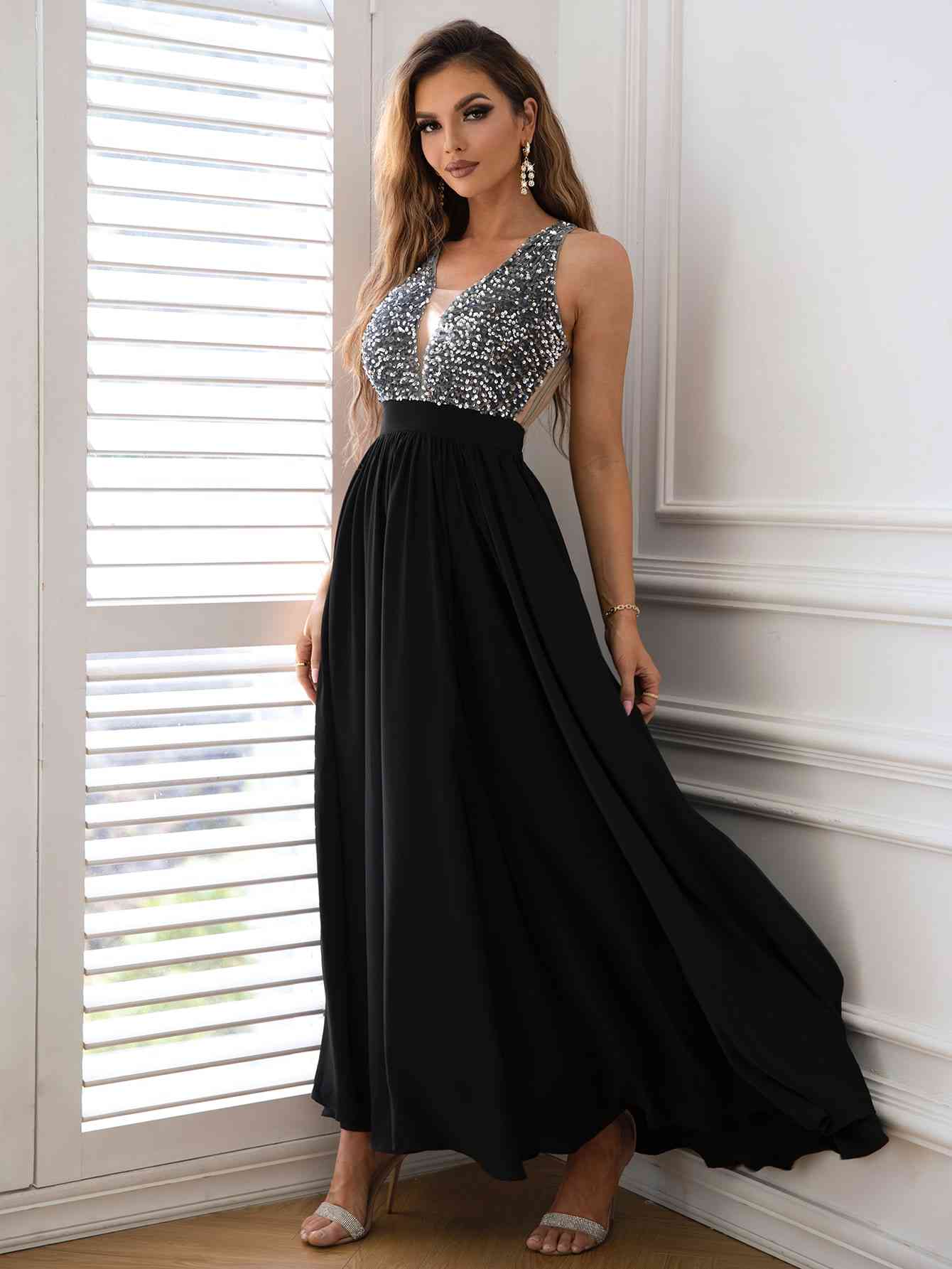 Contrast Sequin Sleeveless Maxi Dress Maxi Dresses Trendsi Black XS 